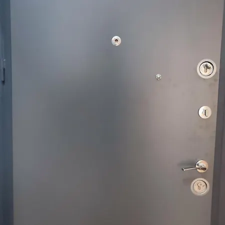 New 1 Bedroom In Center - Free Parking Apartamento Skopie