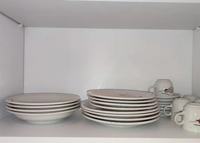 New 1 Bedroom In Center - Free Parking דירה