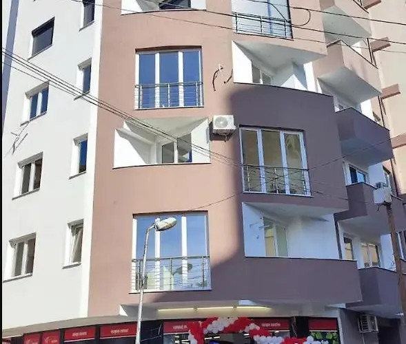 New 1 Bedroom In Center - Free Parking Apartmán Skopje