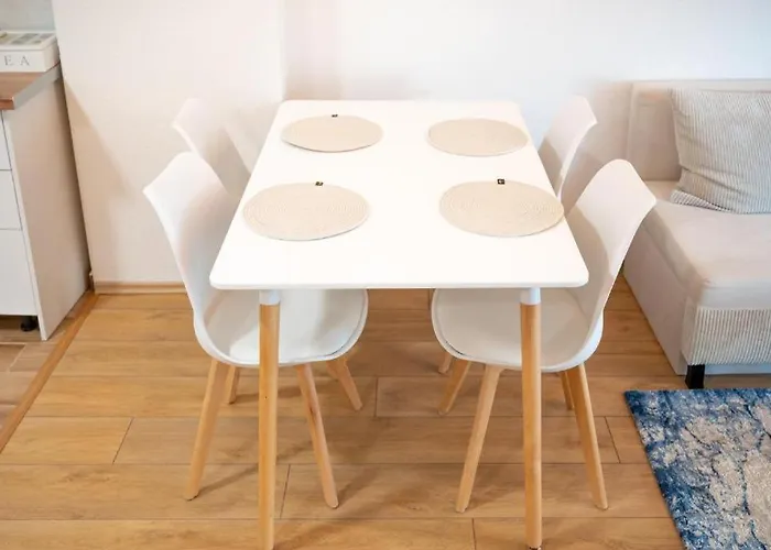 New 1 Bedroom In Center - Free Parking Apartmán